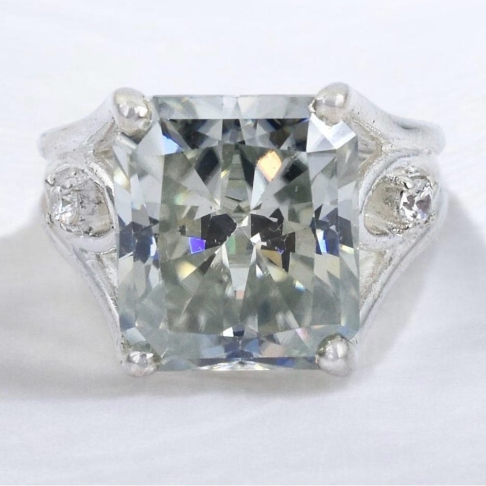 9.80ct Radient Certified Earth Mined Diamond Ring in Sterling Silver size 7.25